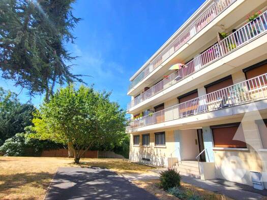 Appartement à vendre - Première occupation 315 800 € 5 pièces 3 chambres 96,16 m² RDC/3 L'Orme Macaire Herblay-sur-Seine 95220