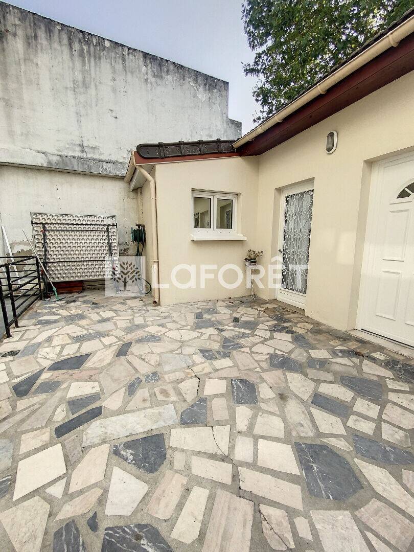 Maison à louer, 15m², NANTERRE