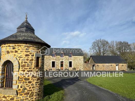 Maison à vendre 290 900 € 6 pièces 4 chambres 147 m² 4 800 m² de terrain Le Bourgneuf-la-Forêt 53410