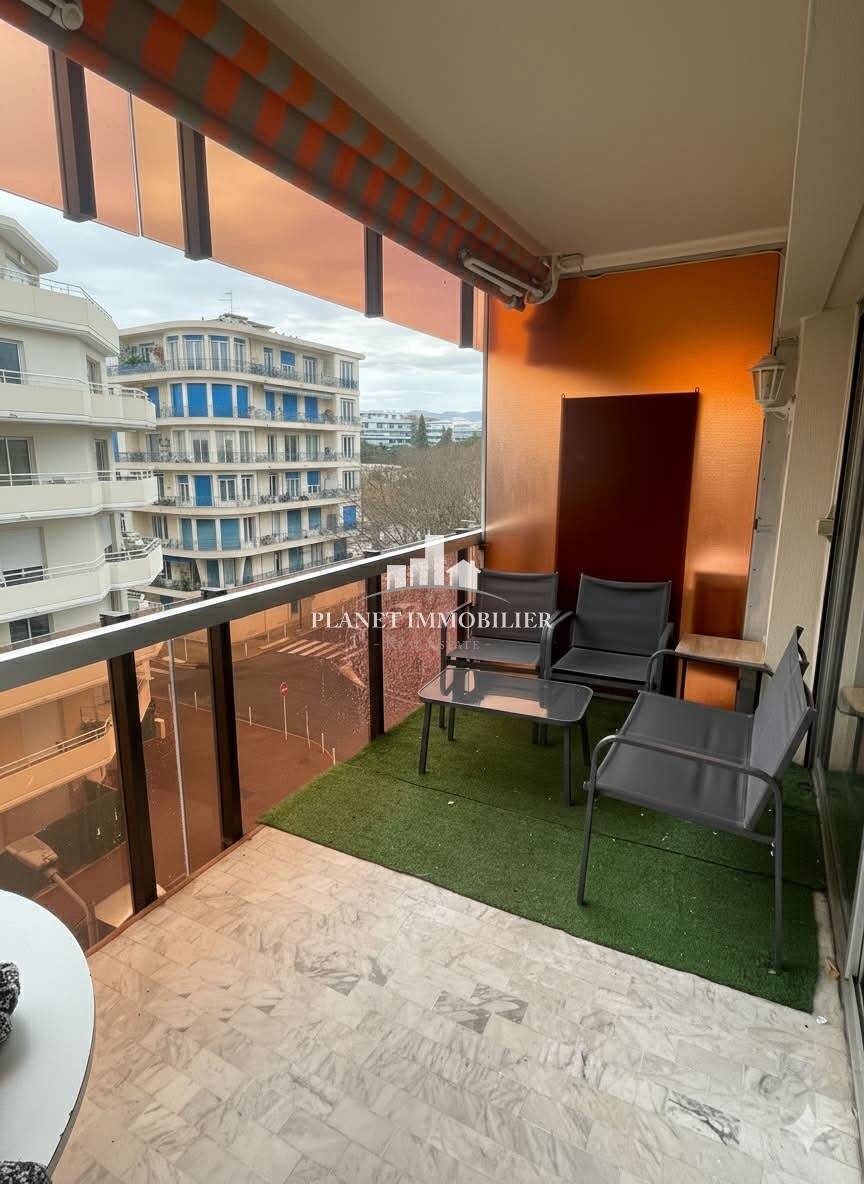 Maison à louer, 34m², ANTIBES