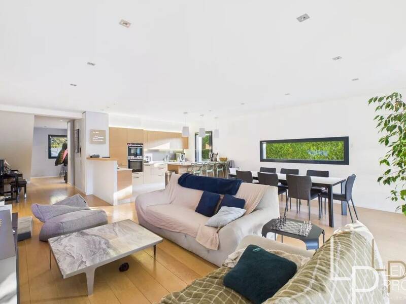 Maison à vendre, 187m², VEIGY FONCENEX