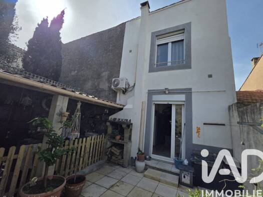Maison de ville à vendre 374 900 € 3 pièces 2 chambres 107,9 m² 118 m² de terrain Nord Le Grau-du-Roi 30240