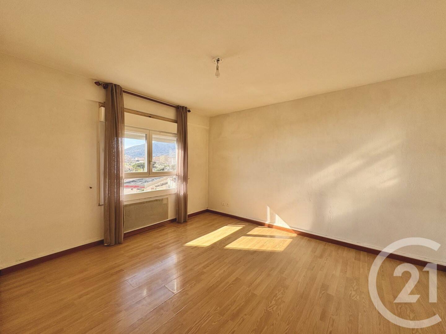 Maison à louer, 45m², AJACCIO