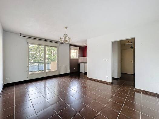 Appartement à louer 1 595 € 2 pièces 1 chambre 48,2 m² Étage 1/4 Annecy 74000