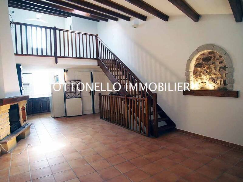 Maison à louer, 77m², ROQUEBRUNE SUR ARGENS