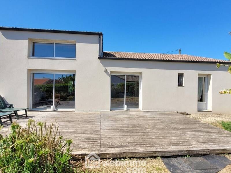 Maison à vendre, 93m², LONGEVILLE SUR MER