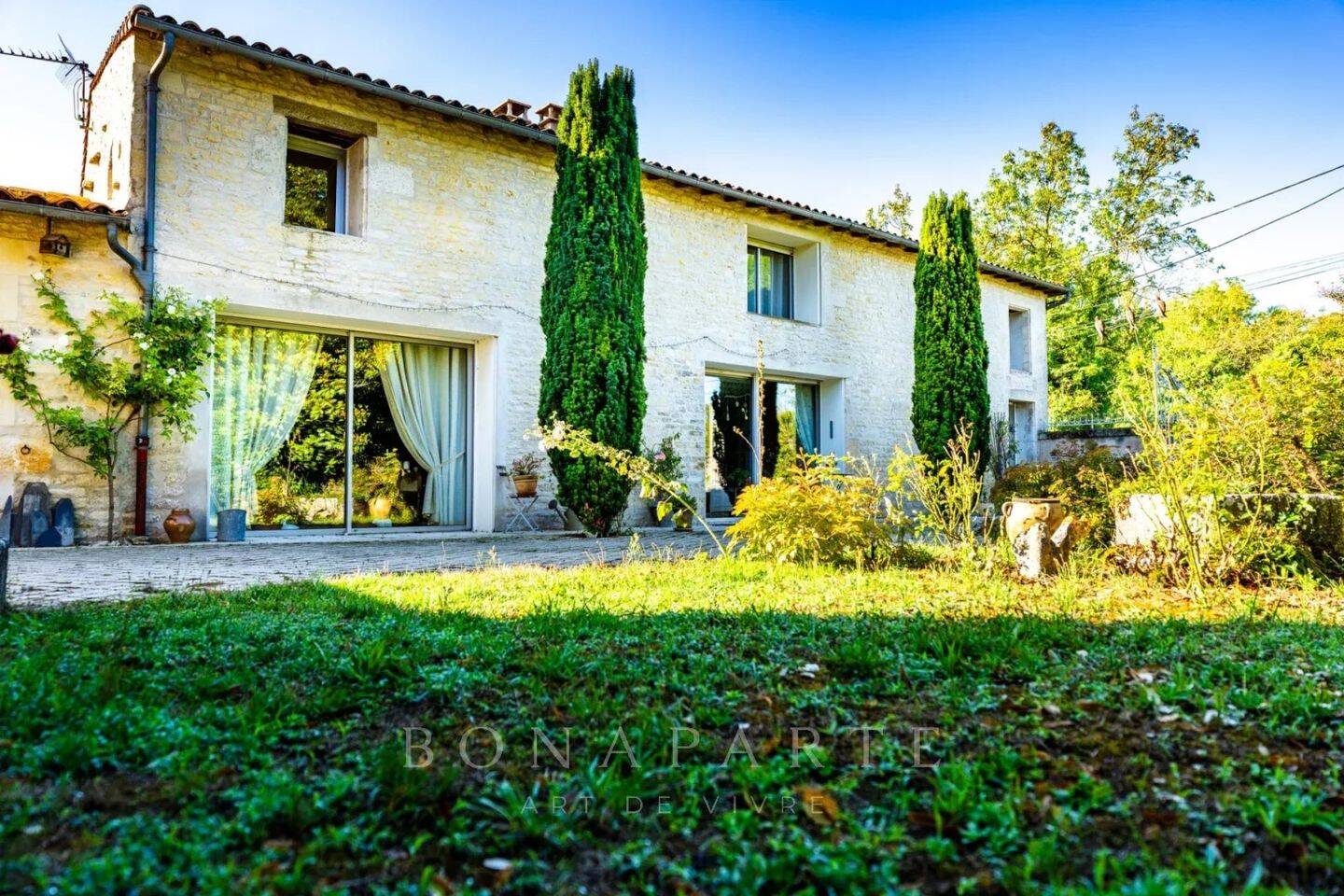 Maison à vendre, 250m², MAUZE SUR LE MIGNON