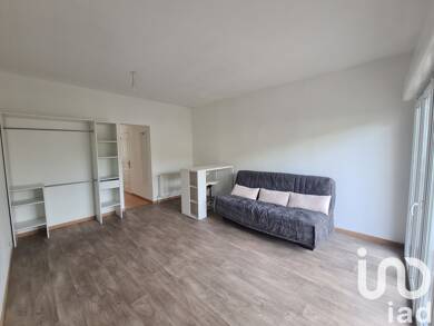 Appartement à vendre 98 000 € 1 pièce 28 m² RDC/2 Le Plateau Viry-Châtillon 91170