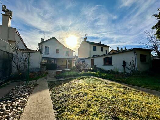 Maison à vendre 305 000 € 5 pièces 3 chambres 100 m² 789 m² de terrain Dame Blanche Ouest-La Lutèce Garges-lès-Gonesse 95140