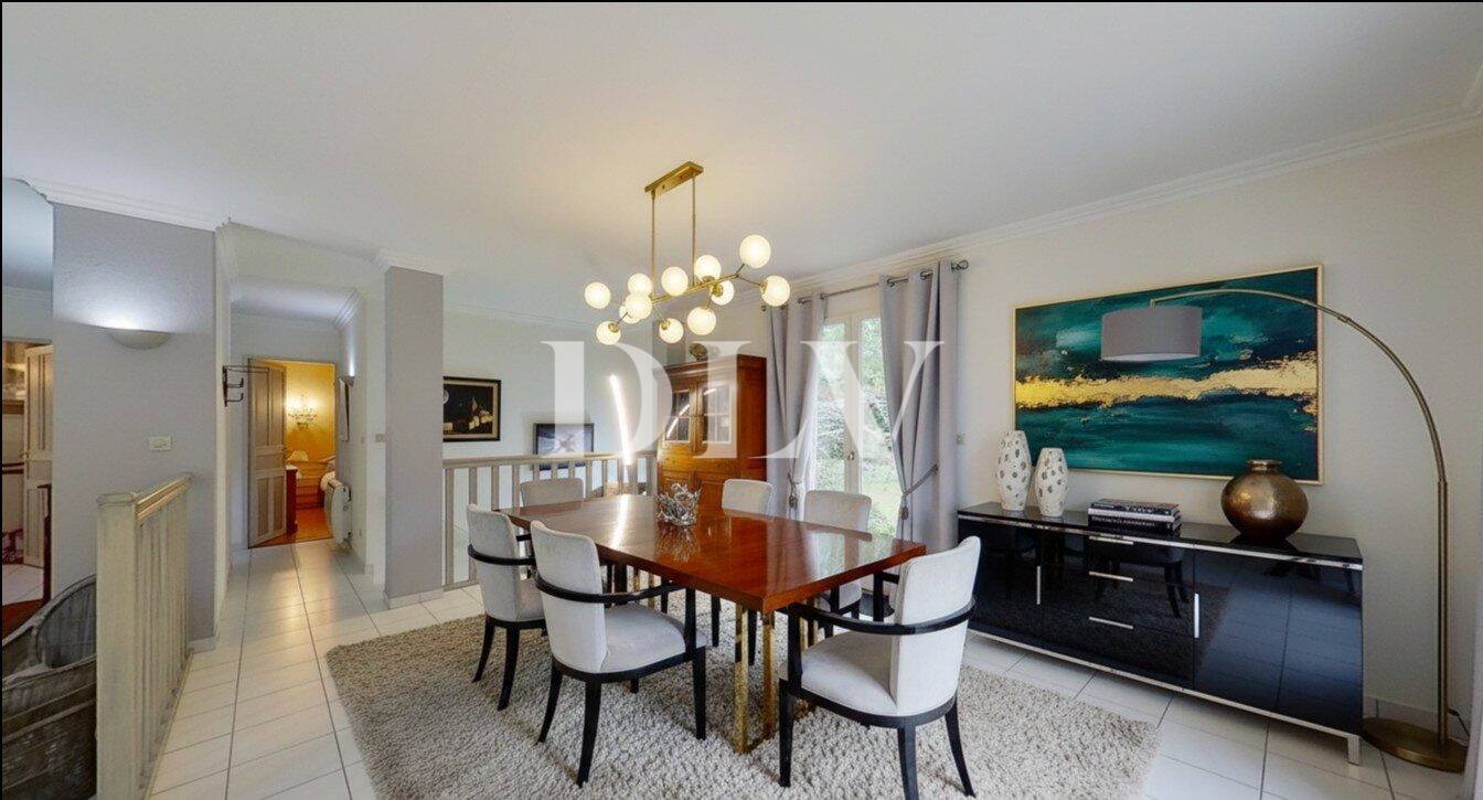 Maison à vendre, 194m², VULAINES SUR SEINE