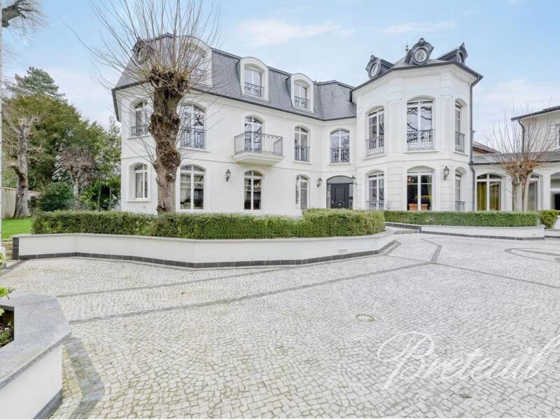 Maison à vendre, 700m², NOGENT SUR MARNE