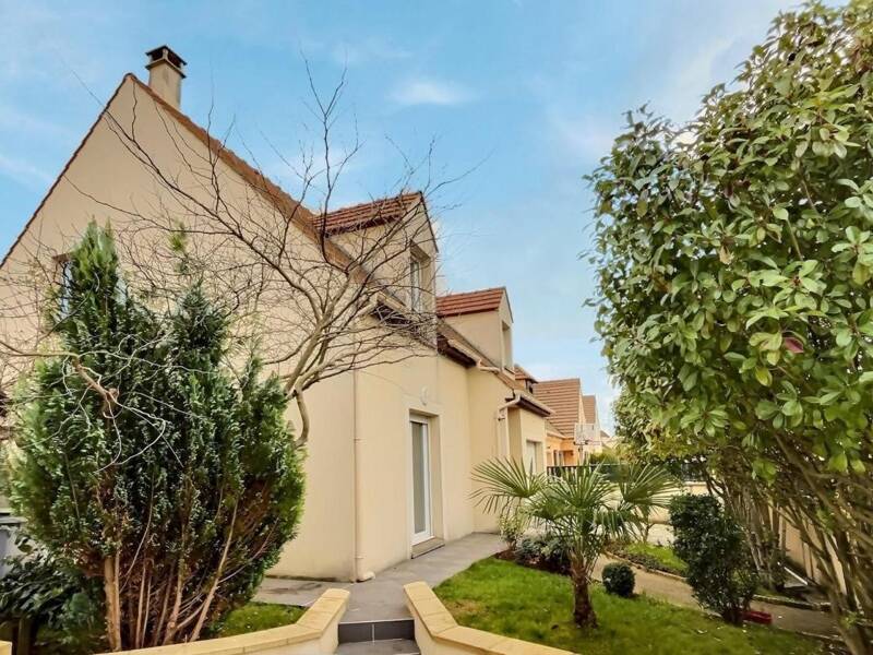 Maison à vendre, 143m², FONTENAY LE VICOMTE