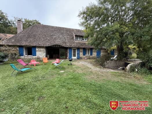 Maison à vendre 345 000 € 7 pièces 5 chambres 175 m² 1 323 m² de terrain Herqueville 27430