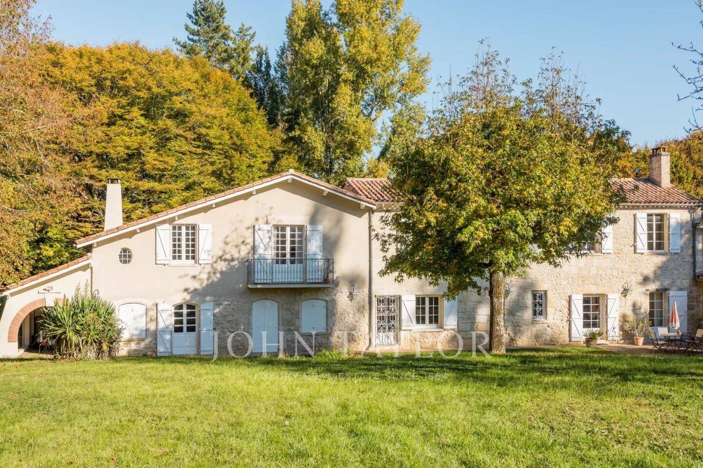 Maison à vendre, 455m², LATRESNE