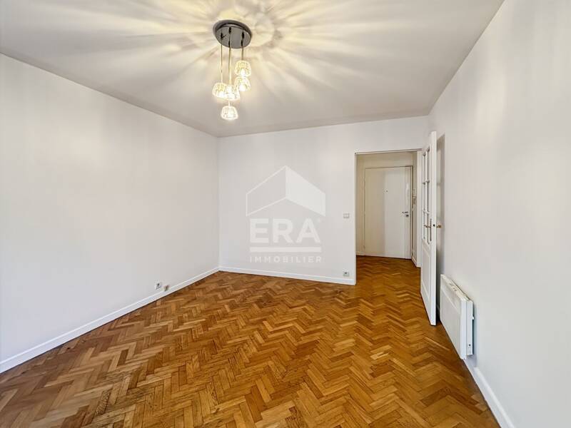 Maison à louer, 51m², PARIS 16E