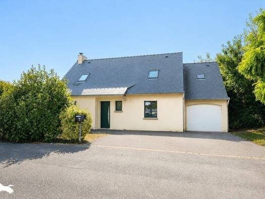 Maison de plain-pied à vendre 241 960 € 5 pièces 3 chambres 120 m² 945 m² de terrain Saint-Derrien 29440