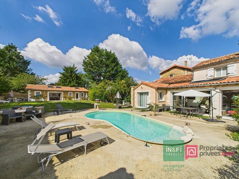 Maison à vendre, 220m², NOUAILLE MAUPERTUIS