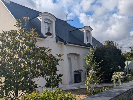 Maison à vendre 329 800 € 5 pièces 1 chambre 112 m² 636 m² de terrain Saint-Germain-des-Prés 49170