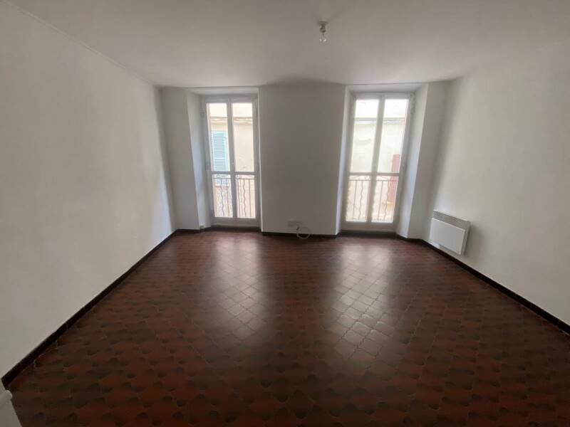 Maison à louer, 29m², OLLIOULES