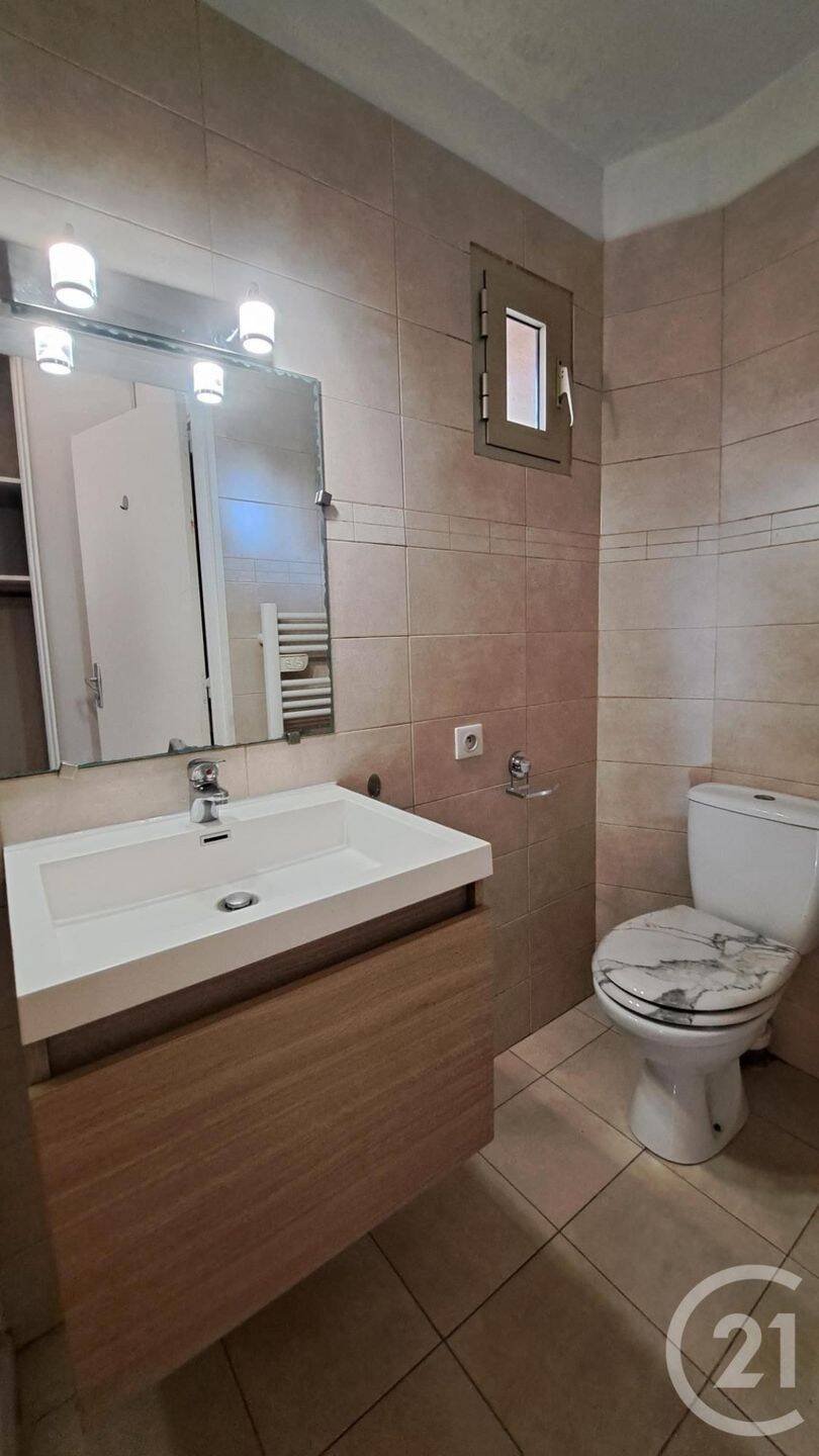 Maison à louer, 23m², ANTIBES