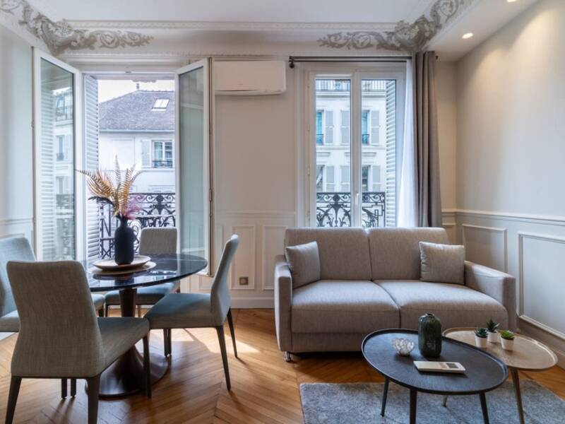 Maison à louer, 0m², PARIS 17E