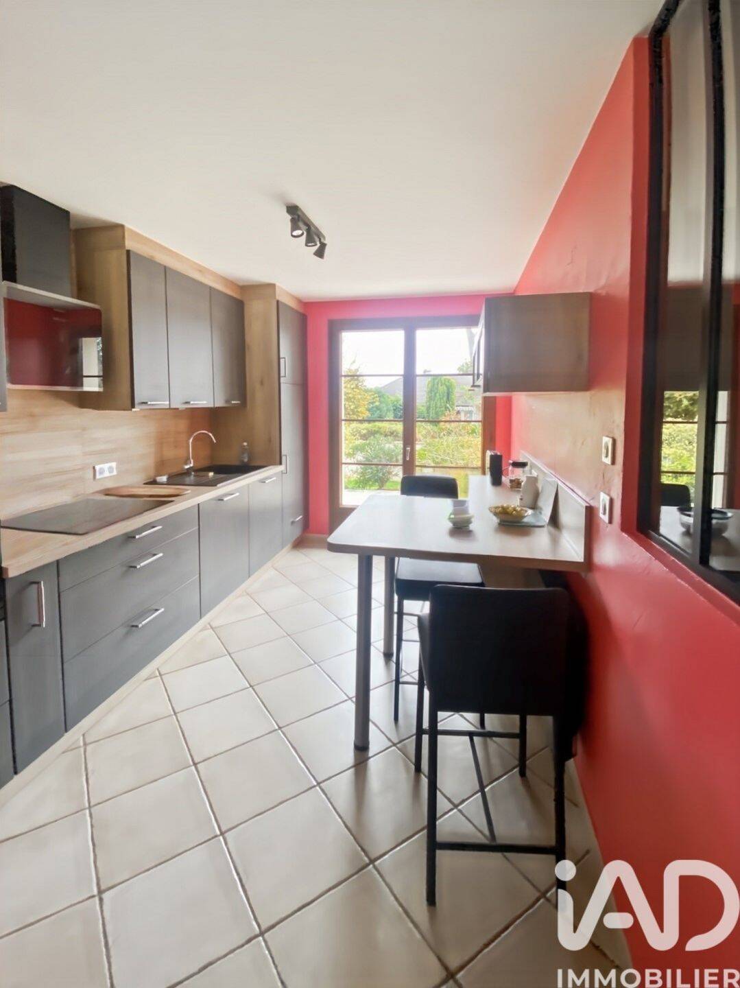 Maison à vendre, 141m², VARENNES JARCY