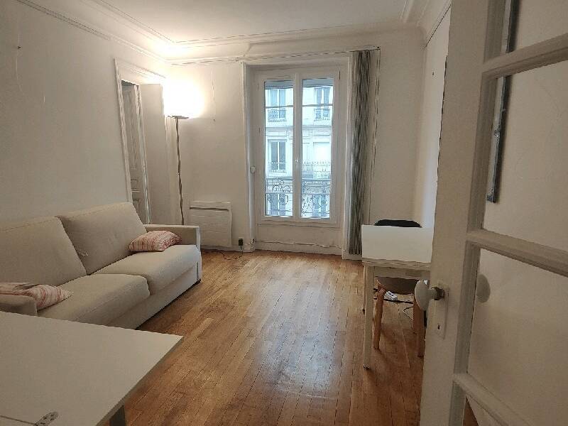 Maison à louer, 40m², PARIS 18E