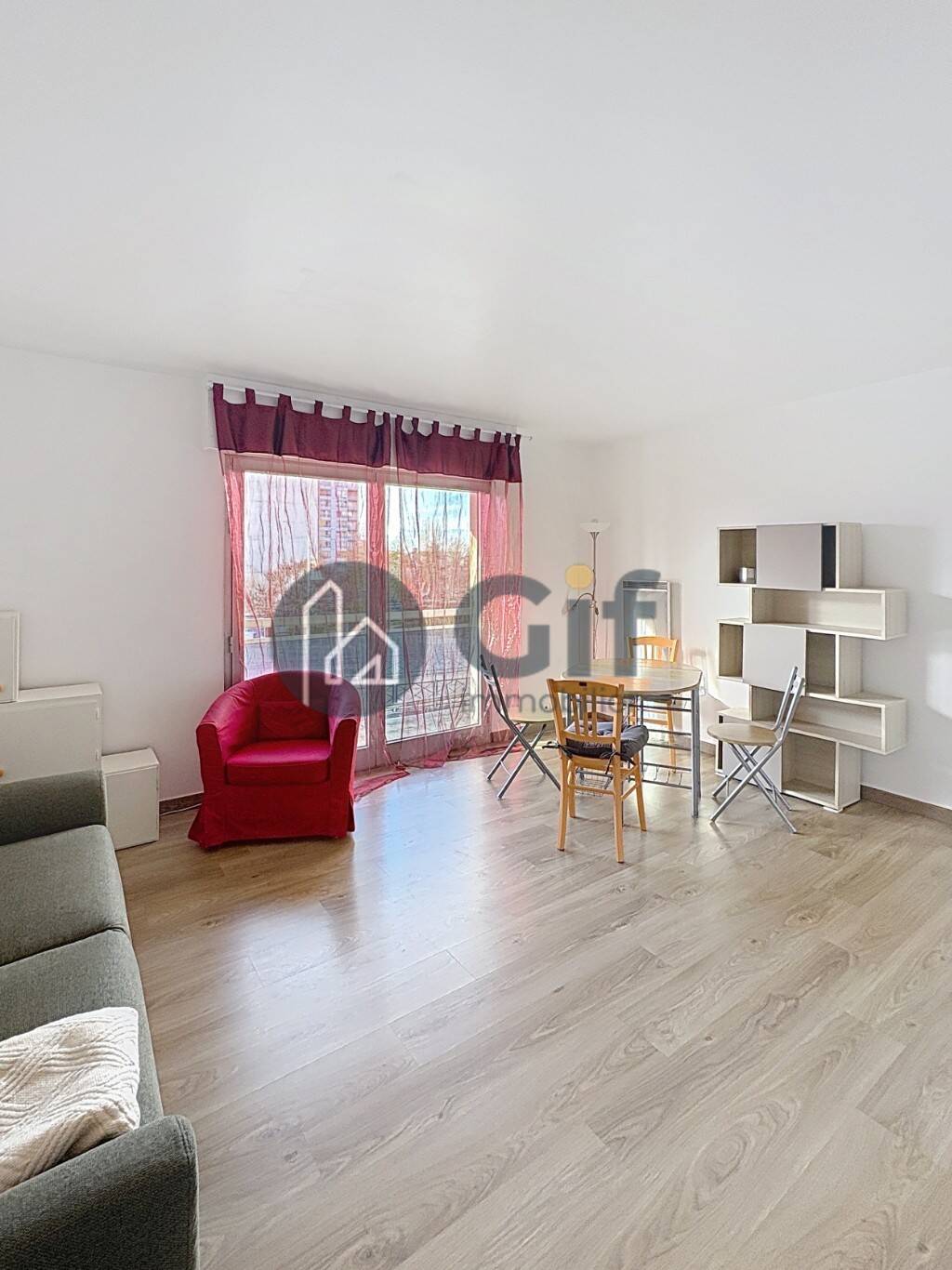 Maison à louer, 30m², SAINT MAUR DES FOSSES