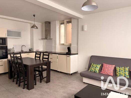 Appartement à vendre 188 500 € 2 pièces 1 chambre 45 m² RDC/3 Chartrons Bordeaux 33300