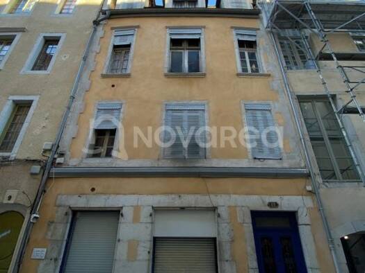 Immeuble à vendre 265 000 € 220 m² Centre Ville Pau 64000