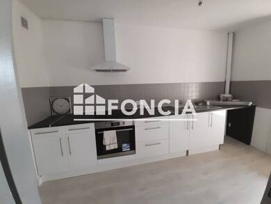 Appartement à louer 700 € 3 pièces 2 chambres 62,8 m² 2ème étage Temps Perdu-La Trinque Manosque 04100