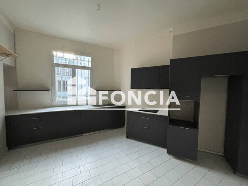 Maison à louer, 94m², PARIS 17E