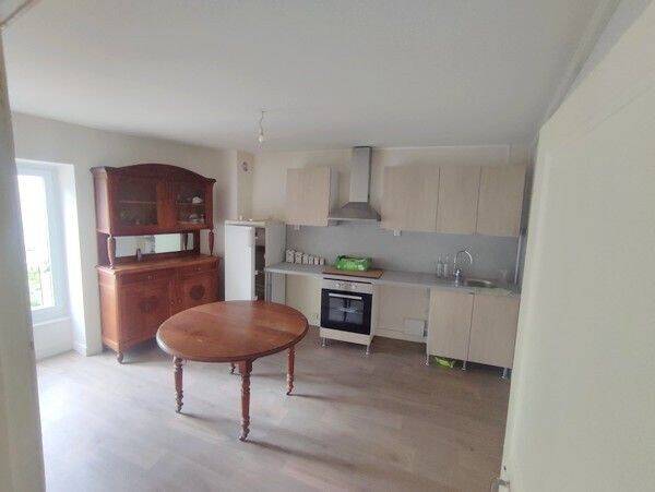 Maison à louer, 54m², SAINT GERVAIS D'AUVERGNE