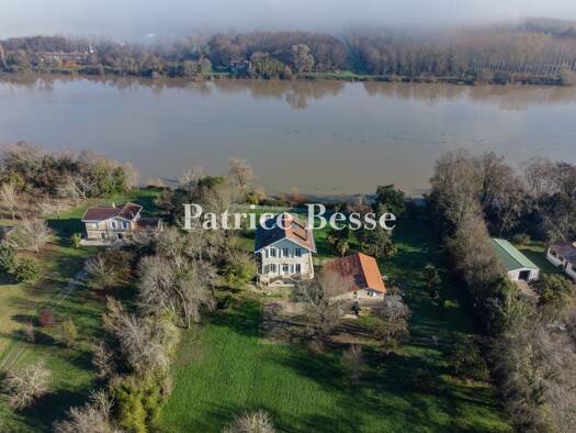 Maison à vendre 835 000 € 9 pièces 4 chambres 300 m² Beautiran 33640