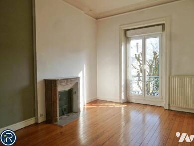 Appartement à louer 580 € 3 pièces 2 chambres 62,8 m² 2ème étage Laval 53000