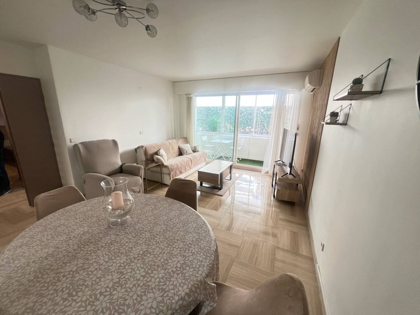 Maison à louer, 57m², CANNES