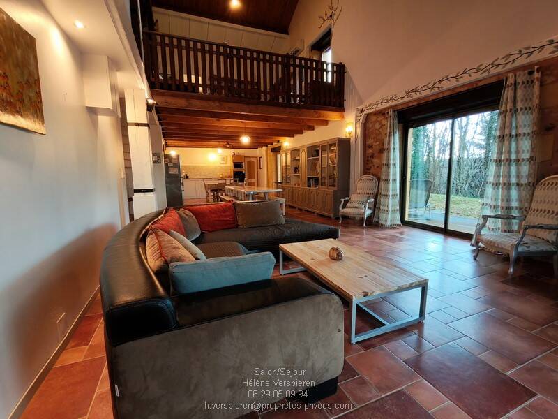 Maison à vendre, 215m², LE BUISSON DE CADOUIN