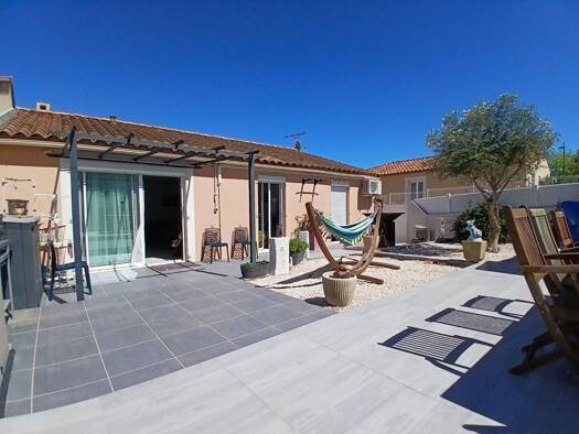 Maison de plain-pied à vendre 262 000 € 5 pièces 4 chambres 89 m² 352 m² de terrain Abeilhan 34290