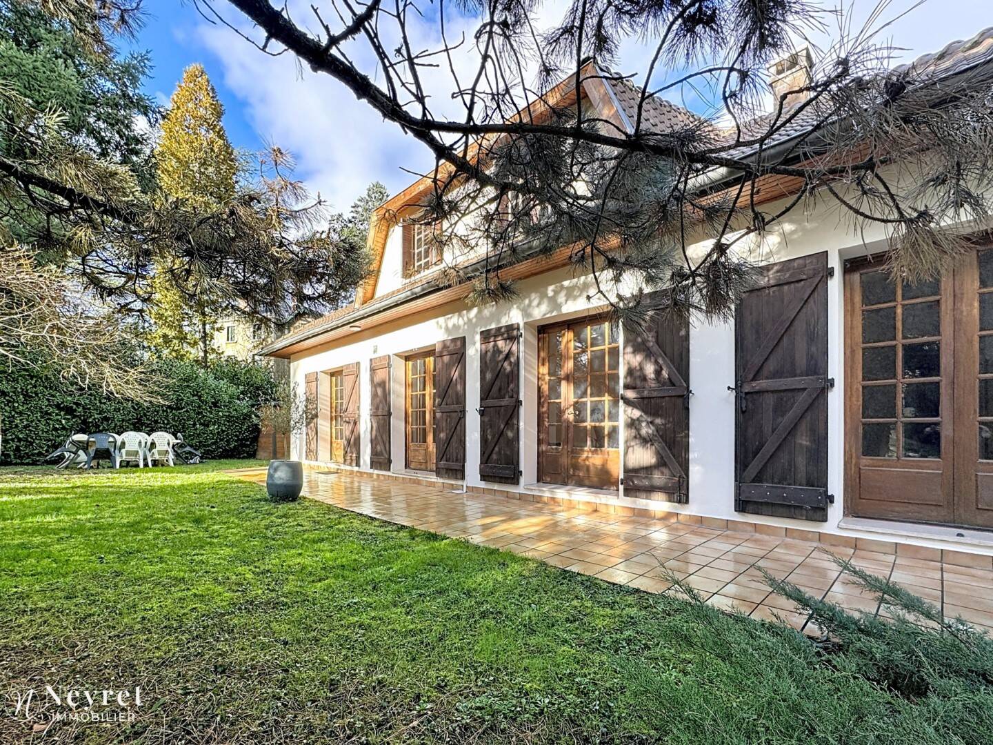 Maison à vendre, 170m², SAINT GENIS LAVAL