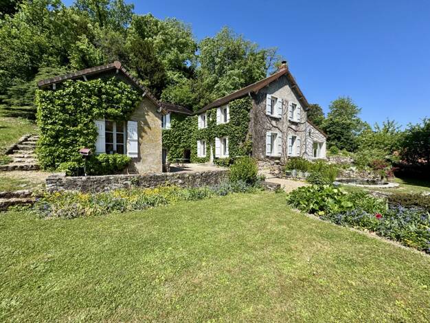 Maison à vendre 599 000 € 6 pièces 4 chambres 153 m² 6 700 m² de terrain Septeuil 78790