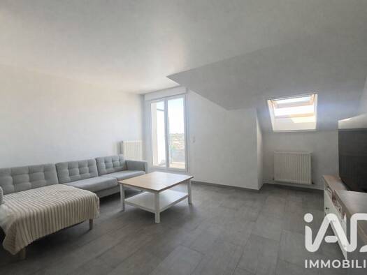 Appartement à vendre 175 000 € 2 pièces 1 chambre 40 m² Étage 3/4 L'Avenir Morangis 91420