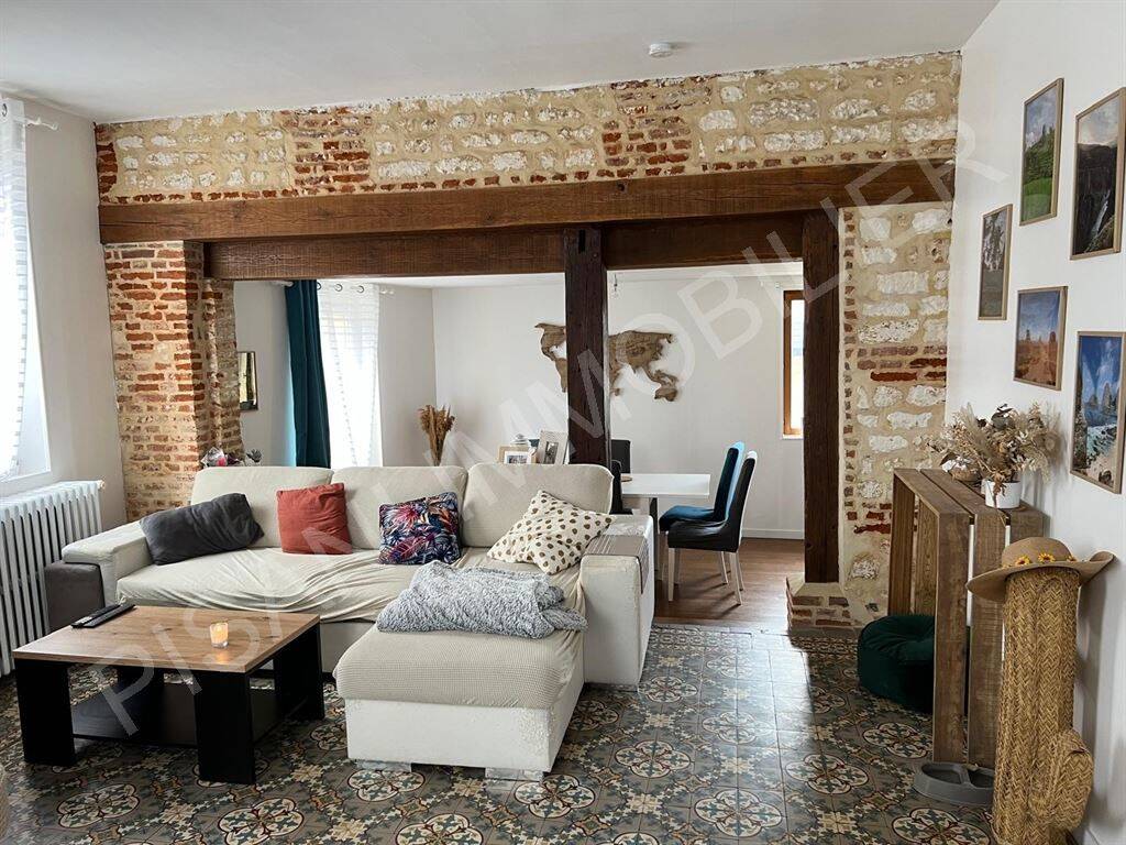 Maison à vendre, 140m², SAINT GILLES DE LA NEUVILLE