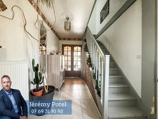Maison jumelée à vendre 184 000 € 5 pièces 3 chambres 80 m² 311 m² de terrain Saint Saulve Saint-Saulve 59880