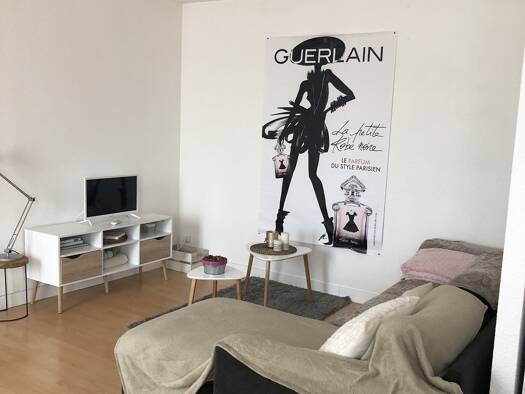 Appartement à louer 499 € 2 pièces 1 chambre 55,7 m² Étage 3/3 Vichy 03200