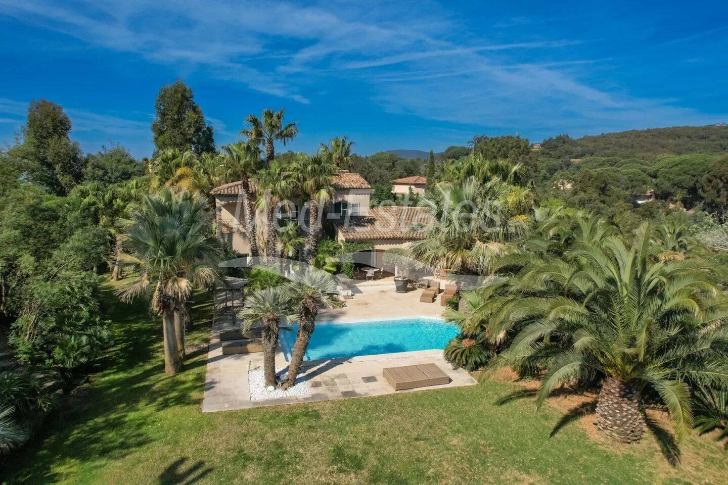 Maison à vendre, 250m², GRIMAUD