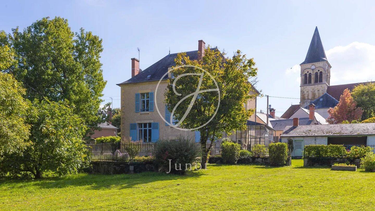 Maison à vendre, 215m², BOURGES