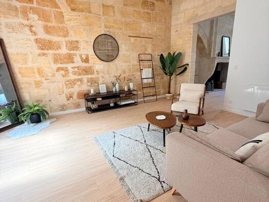 Appartement à vendre 385 000 € 4 pièces 2 chambres 100,12 m² Étage 1/3 Chartrons Bordeaux 33000