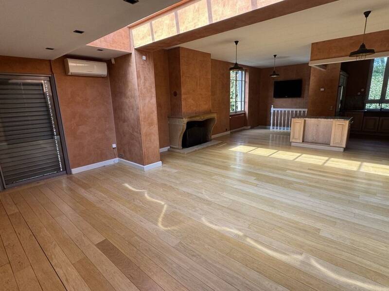 Maison à louer, 147m², LYON 9E