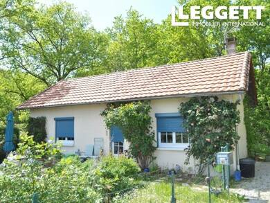Maison à vendre 97 900 € 2 pièces 1 chambre 55 m² 2 014 m² de terrain La Tour-Blanche-Cercles 24320