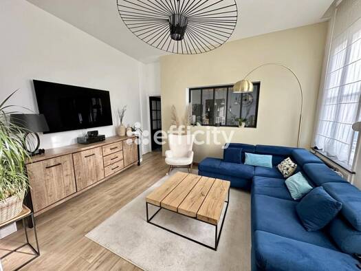 Triplex à vendre 218 000 € 4 pièces 3 chambres 118 m² RDC/2 Place d'Armes et du Barlet Douai 59500